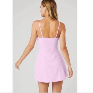 NWT Alo yoga Alosoft Courtside Tennis Dress
Sugarplum Pink